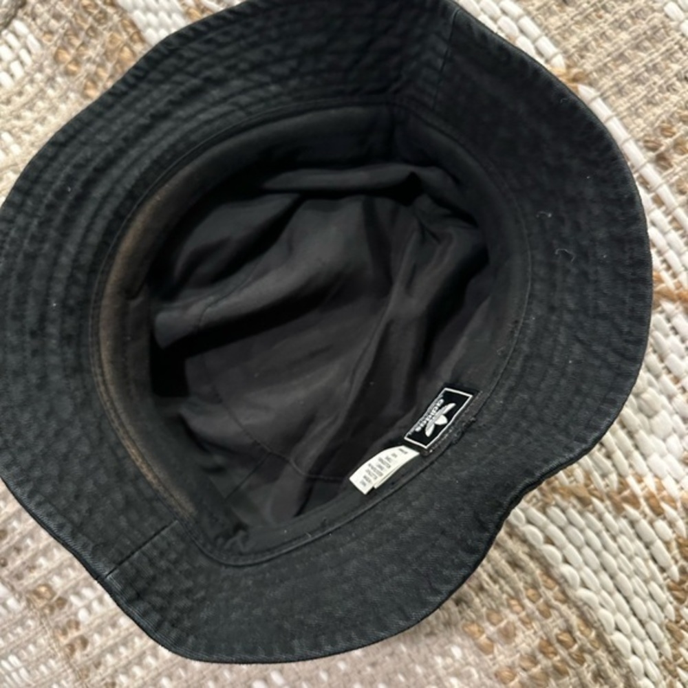 Adidas Bucket Hat - Picture 8 of 8